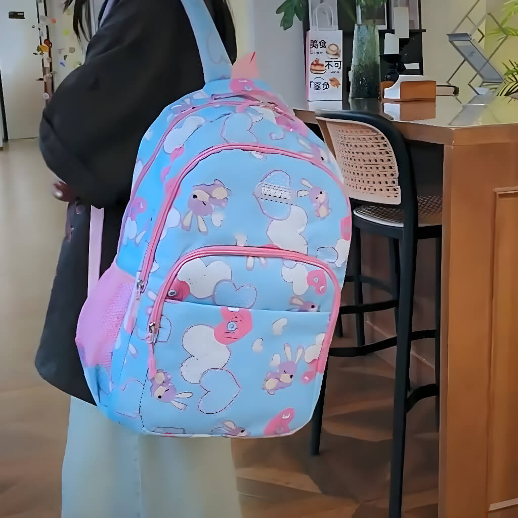 Rabbit Love backpack.bl (1)