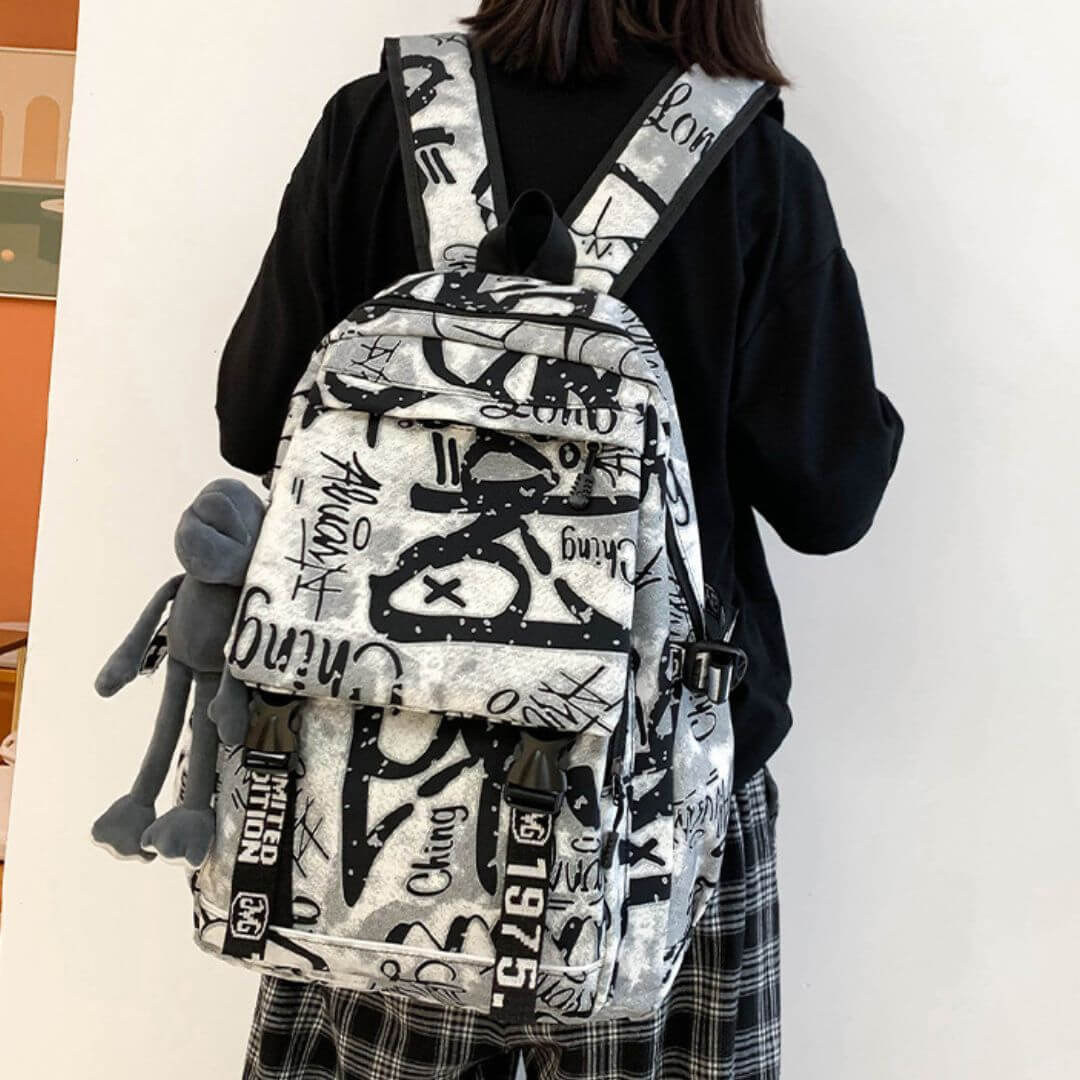 Trendy cool backpack.w (2)