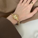 কোডঃ wL106gg; Bracelet oval shape watch