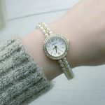 কোডঃ WL95g; Rhinestone pearl strap watch